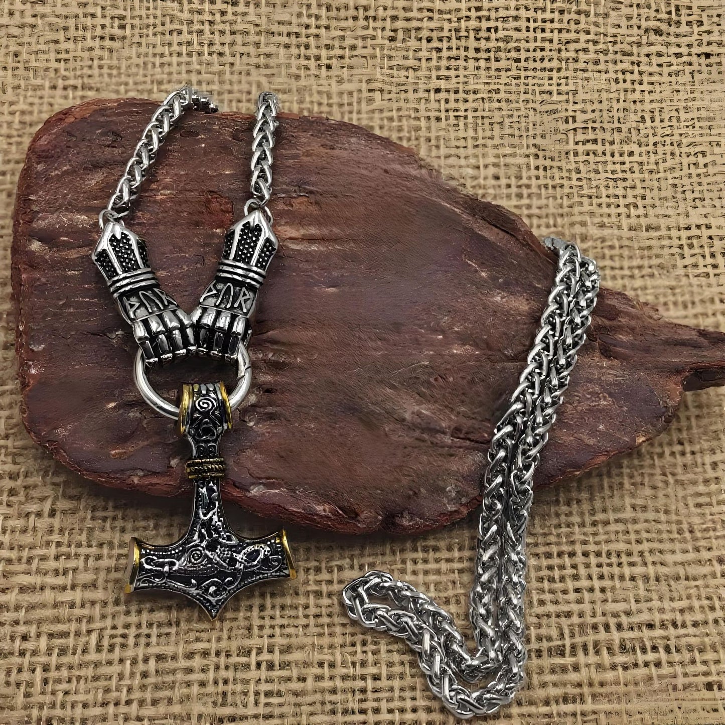 ⚡ 50% sleva 🔥 Náhrdelník s Thorovým vikingským kladivem