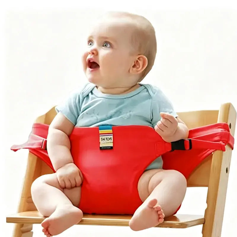 👶 Nepostradatelný produkt pro krmení dětí na cestách! Bezpečnostní pás pro přenosnou dětskou jídelní židličku, připravená k použití jedním kliknutím, s ochranou proti pádu! ✨🎒