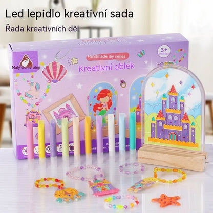 🎨Vánoční dárek🎁【12 přívěsků + 6 barev】Sada pro výrobu krystalových obrazů a řemesel