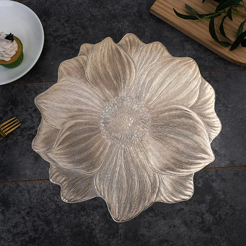 🌸🍽️💧【1 sada 3 kusů】🔥Kreativní PVC prostírání s motivem lotosového květu, žáruvzdorné, voděodolné, olejotěsné a omyvatelné.