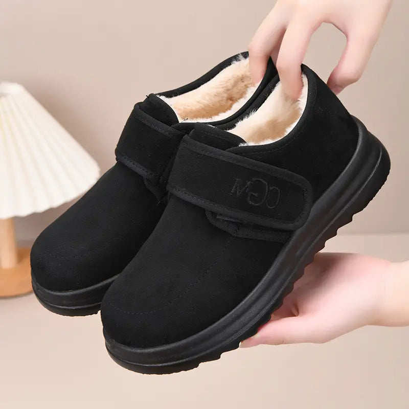 🏆49%OFF🔥【36-41】Módní nové zimní krátké kozačky pro ženy s měkkým sněhovým dezénem