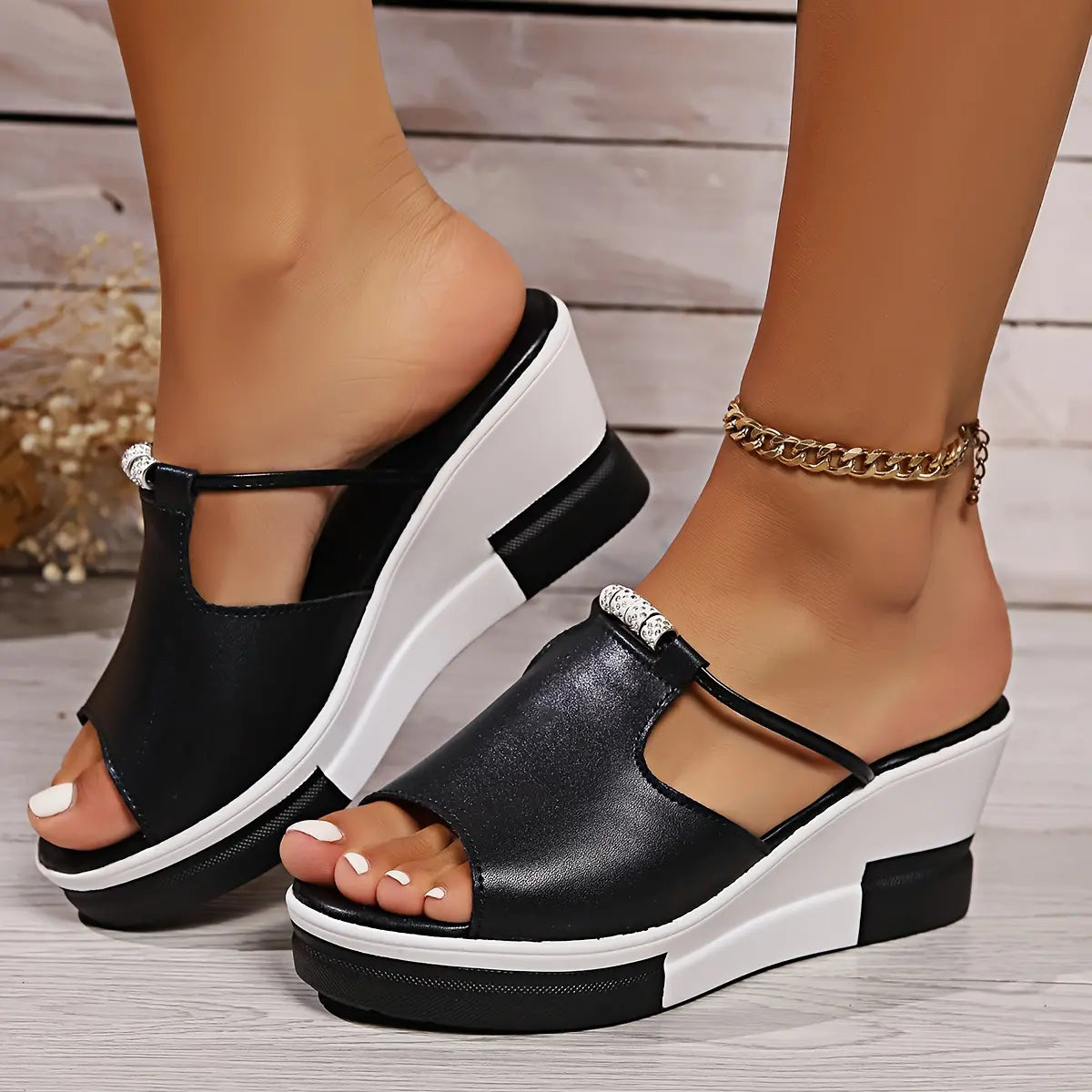 🔥👡Slevy na konec sezóny!! Dodání do 7 dnů!!!【Kupte 1, 1 dostanete zdarma】【36-43】Dámské sandály z pravé kůže s klínovým podpatkem, který zlepšuje postavu