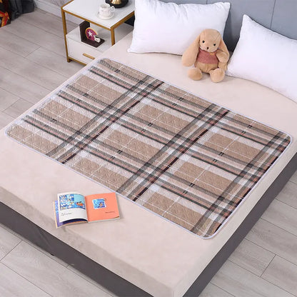 ✨[Kupte 1 a dostanete 1 zdarma]✨🛌 (50*70cm)4vrstvá omyvatelná a prodyšná podložka pro péči o plenky pro dospělé
