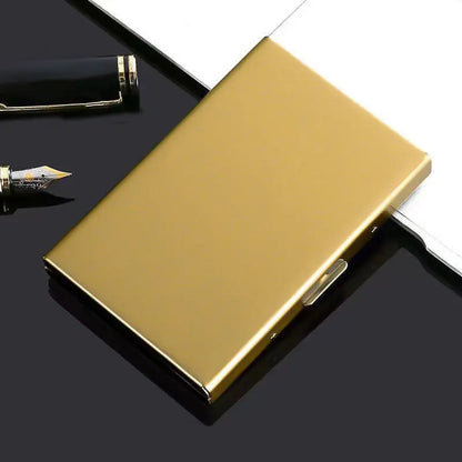 🛡️✨ Hliníkové pouzdro na karty s RFID ochranou – elegantní, kompaktní a lehké. Ideální pro bezpečné uložení karet a hotovosti! 💳