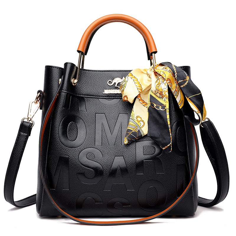 👜【Kup jeden, druhý dostaneš zdarma】🌟 Velká kapacita! 🌟 Elegantní měkká kožená taška přes rameno