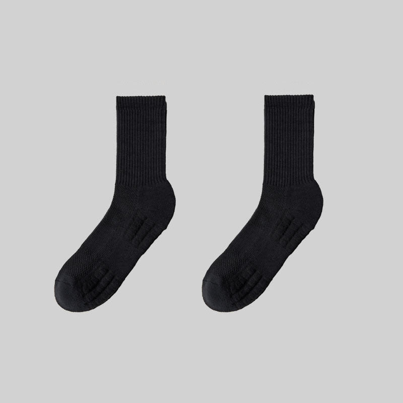 😍🧦【10 párů】 Pánské dlouhé sportovní ponožky, odvádějí pot, tlumí nárazy, chrání paty, odolají zápachu, jsou prodyšné, vhodné na basketbal a každodenní sporty.