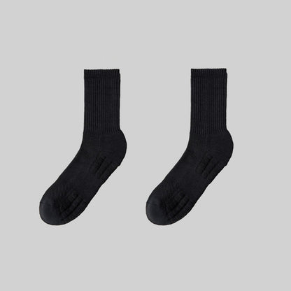😍🧦【10 párů】 Pánské dlouhé sportovní ponožky, odvádějí pot, tlumí nárazy, chrání paty, odolají zápachu, jsou prodyšné, vhodné na basketbal a každodenní sporty.