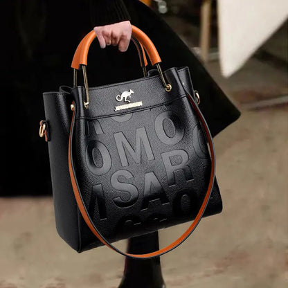 👜【Kup jeden, druhý dostaneš zdarma】🌟 Velká kapacita! 🌟 Elegantní měkká kožená taška přes rameno
