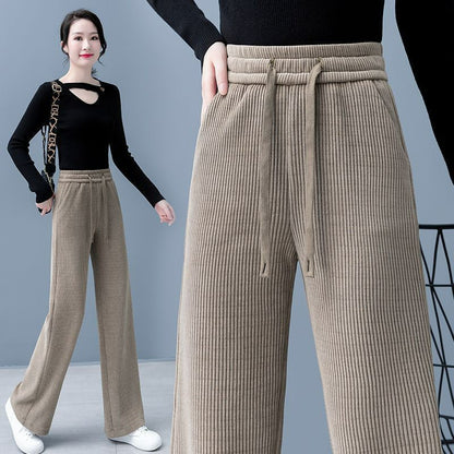 👖【40-110KG】🔥【Kupite jedan, dobijte jedan gratis】✅Nove baršunaste ležerne hlače širokih nogavica, vrlo udobne za nošenje.
